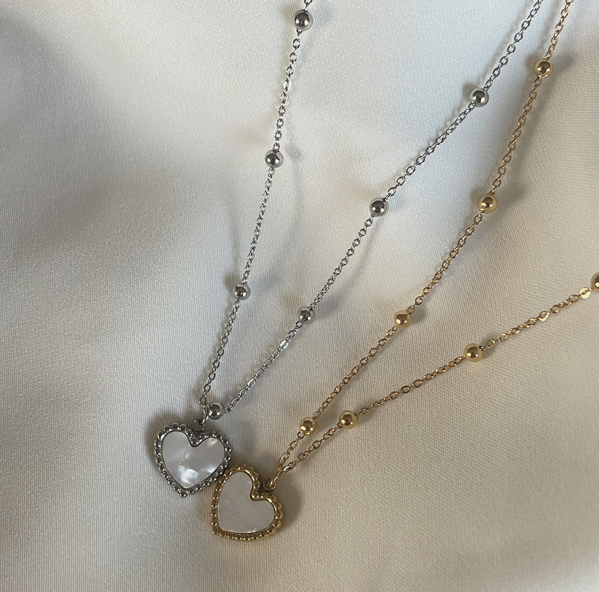 ‘GLIMMER HEART’ necklace