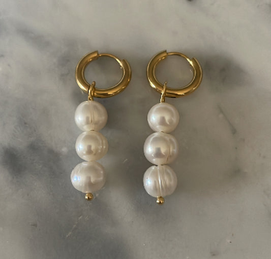 ‘TRIPLE ROUND PEARL’ earrings