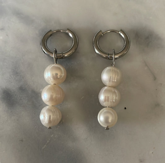 ‘TRIPLE ROUND PEARL’ earrings