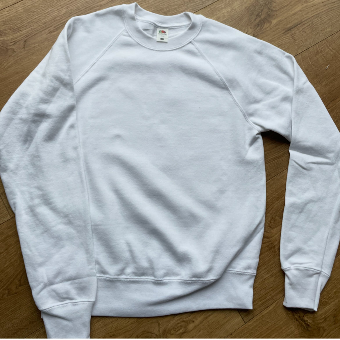 ‘YOU ARE A STAR’ sweater white