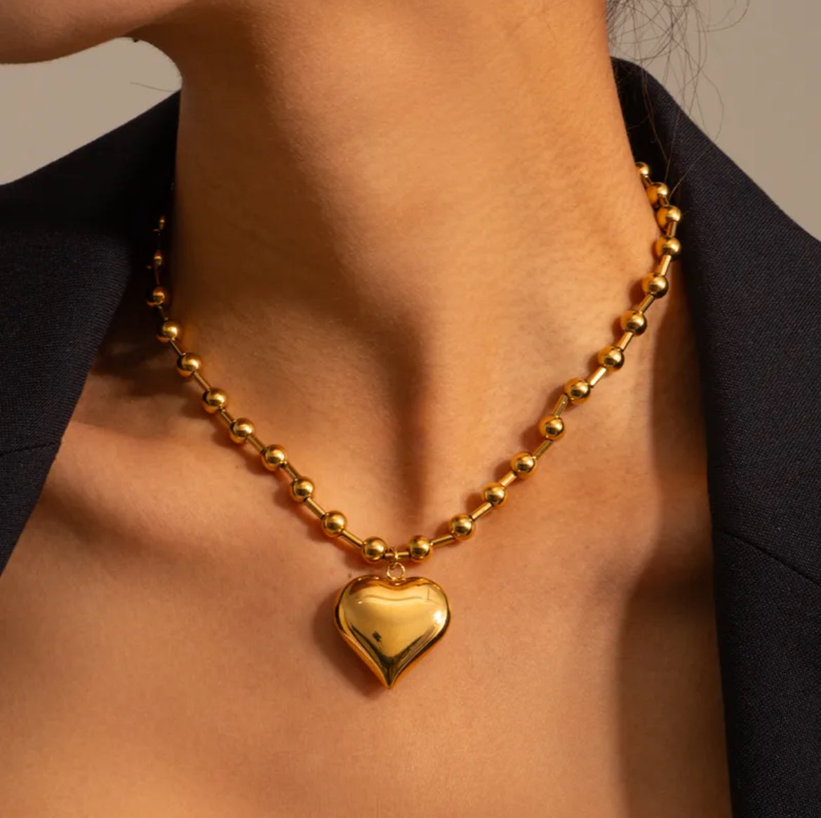 ‘GOLDEN HEART’ necklace