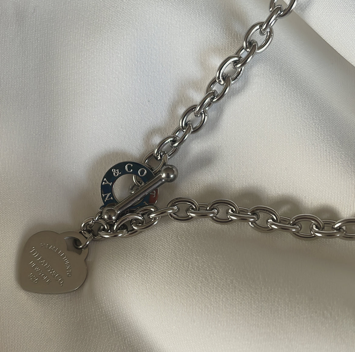 ‘T&C LOVE’ necklace zilver